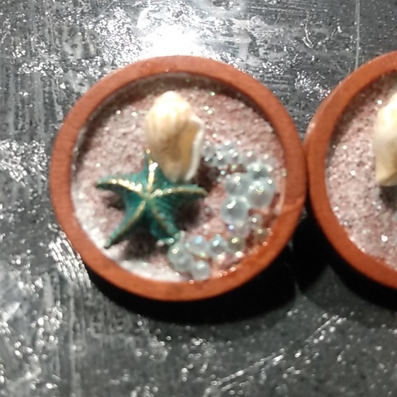 UNDER THE SEA 🇪🇹My Seasonal sale is :"Buy 1 Get 1 Free"🇪🇹 - Picture 2 of 4